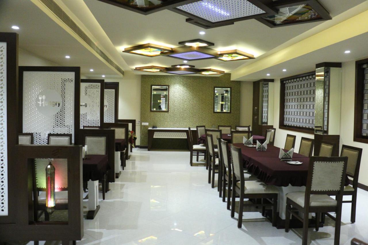 Hotel Ashish Continental Phagwāra 외부 사진